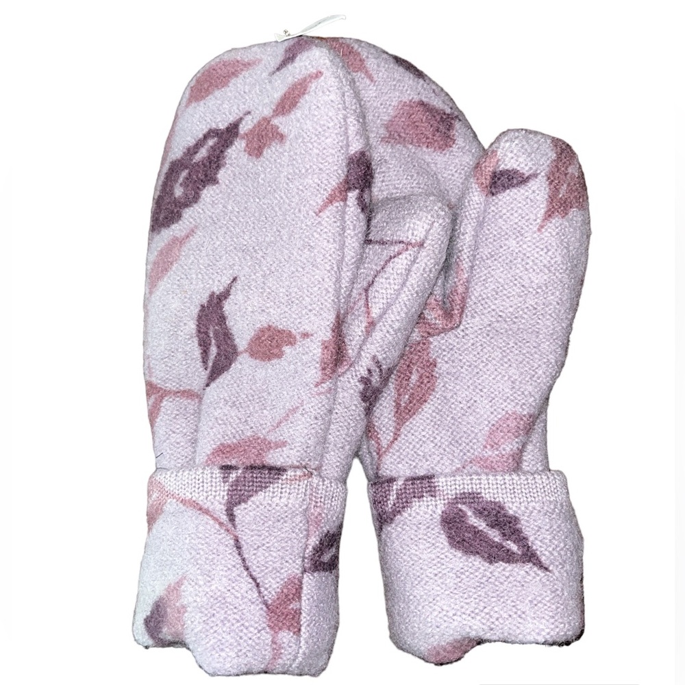 NWOT Purple Patterned Mittens
